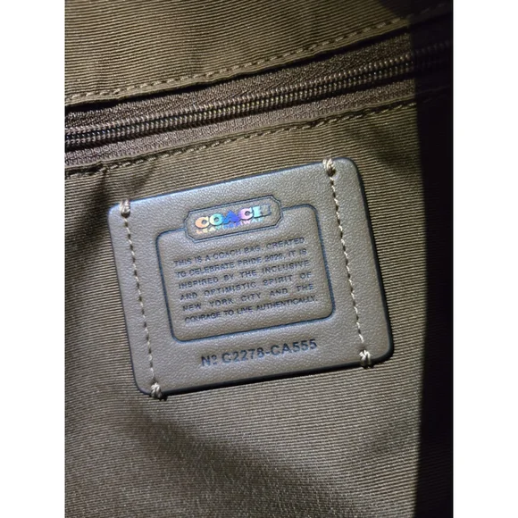 Coach City Tote In Rainbow Signature Canvas. & Matching Sunglasses Case - Picture 11 of 13